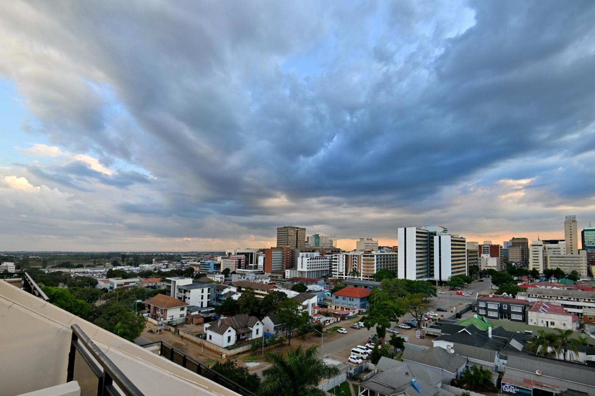 Holiday Inn - Harare By Ihg Exterior foto